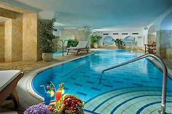 Flora Wellness & Beauty Hotell