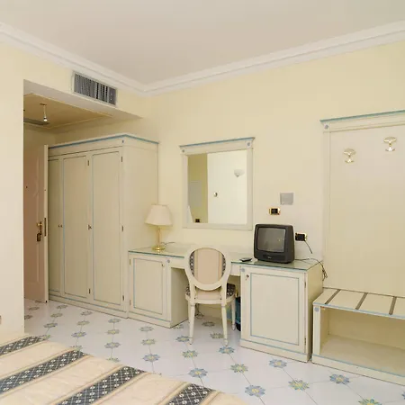 Flora Wellness & Beauty Hotell